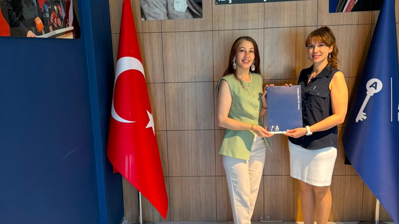 Anahtar Parti Muratpaşa Kadın Kolları'nda yeni görevlendirmeler