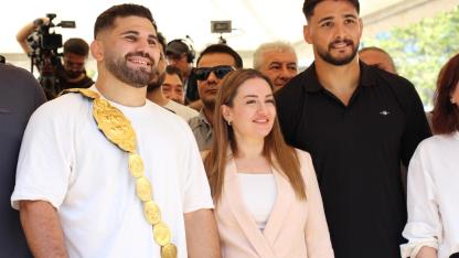 Antalya'da Kırkpınar'da dereceye giren pehlivanlar için tören düzenlendi