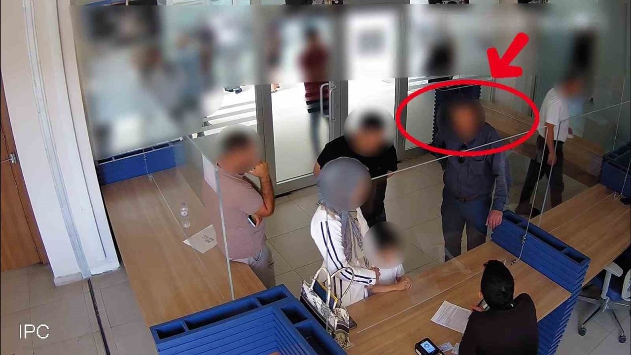 Antalya’da sahte kimlikle gayrimenkul dolandırıcılığı yapan 3 kişi tutuklandı