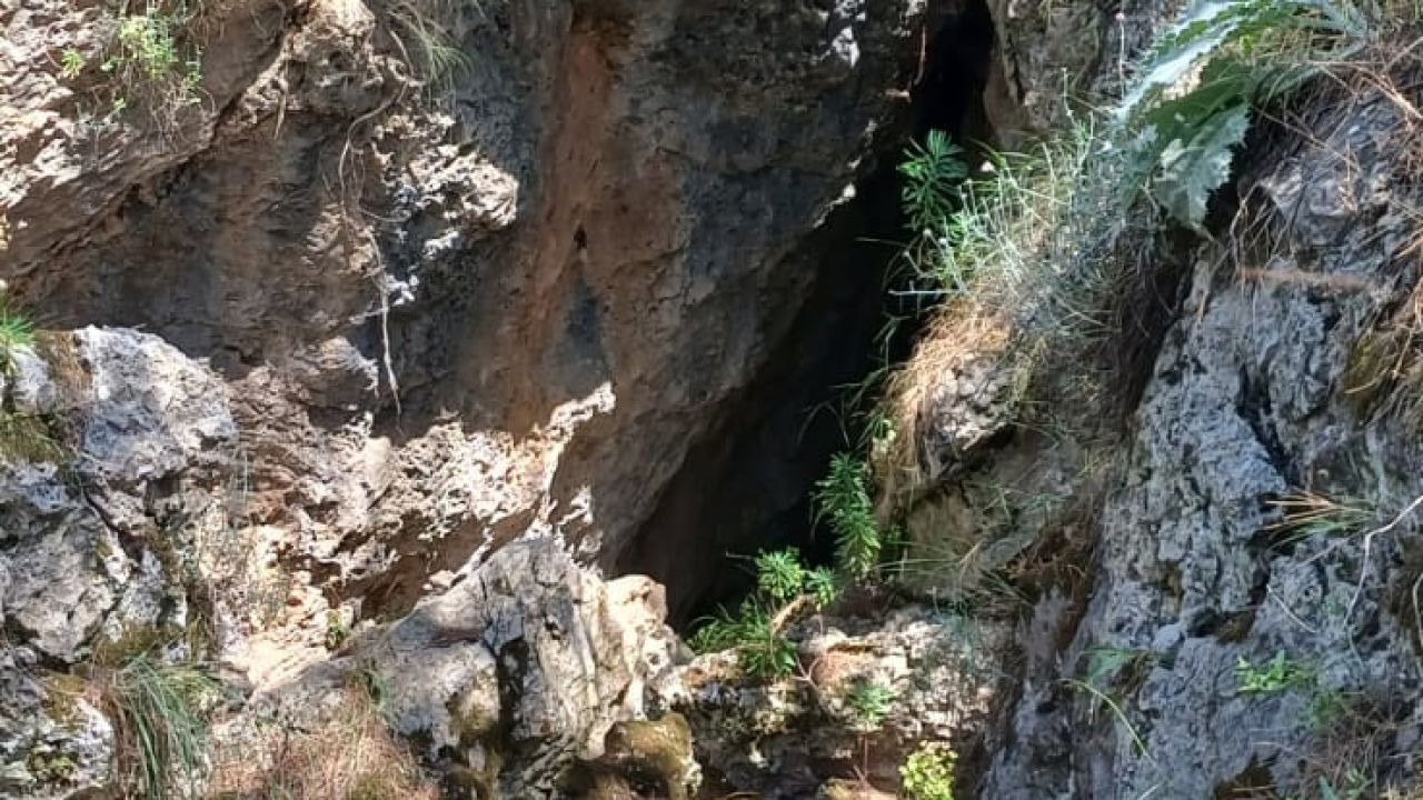 Antalya’da yeni mağara keşfedildi