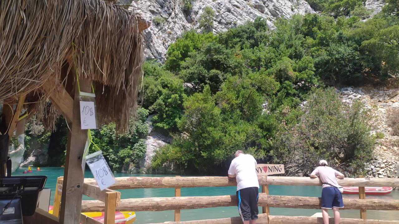 Antalya'da yerli turist, yabancı turist bilmecesi