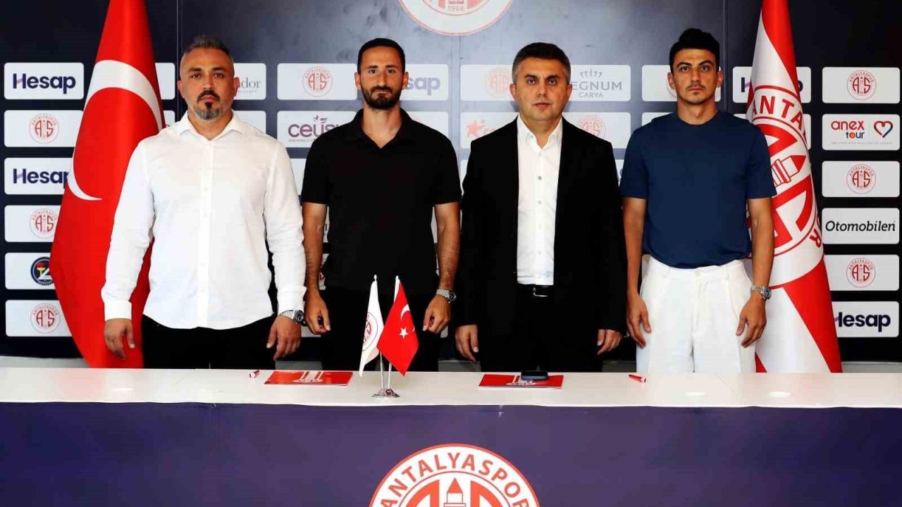 Antalyaspor’da Soner Dikmen ve Erdoğan Yeşilyurt, 2 yıllık sözleşme imzaladı