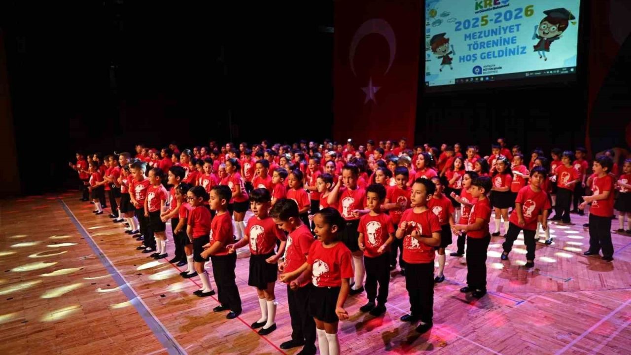 Büyükşehir kreşlerinde mezuniyet coşkusu