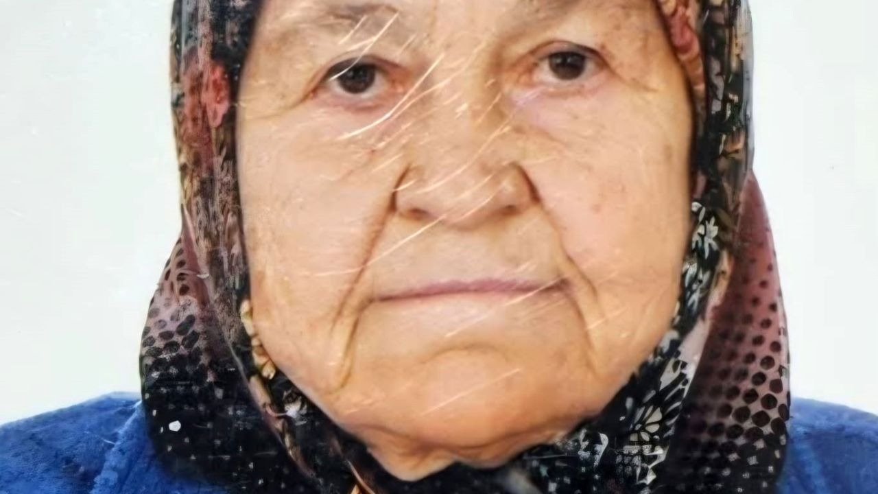 Karısını banyoda ölü buldu