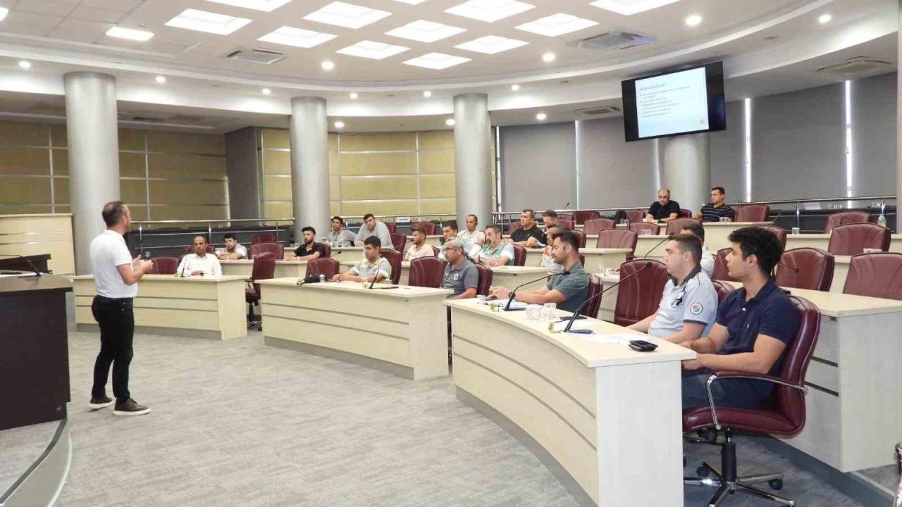 Kepez Belediyesi’nden personele "Afetlerde İş Güvenliği Eğitimi"