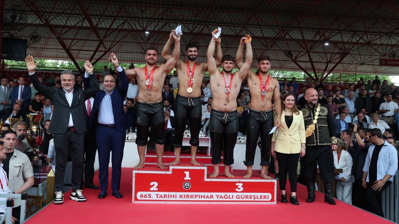 Kırkpınar’ın Başpehlivanı Antalya Büyükşehir sporcusu Erkan Taş