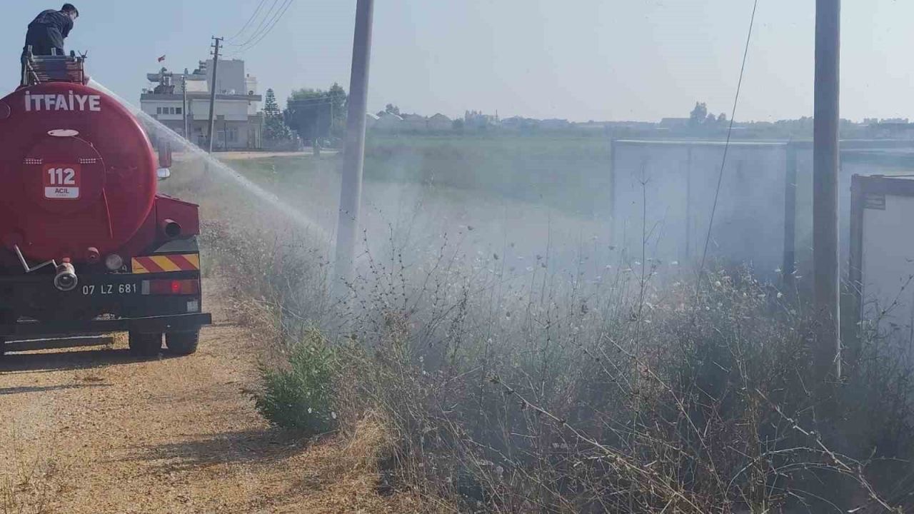 Manavgat’ta ot yangını korkuttu