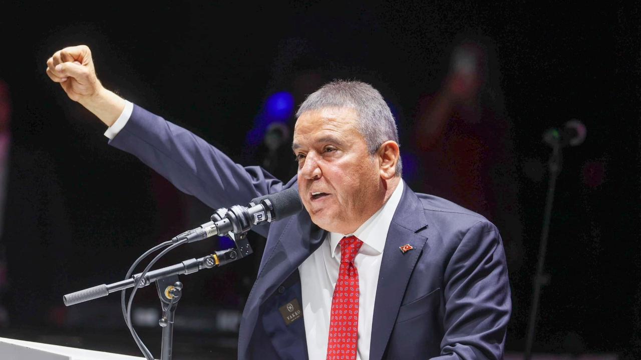 Muhittin Böcek: “Vicdanen rahat mı hep onu düşündüm”