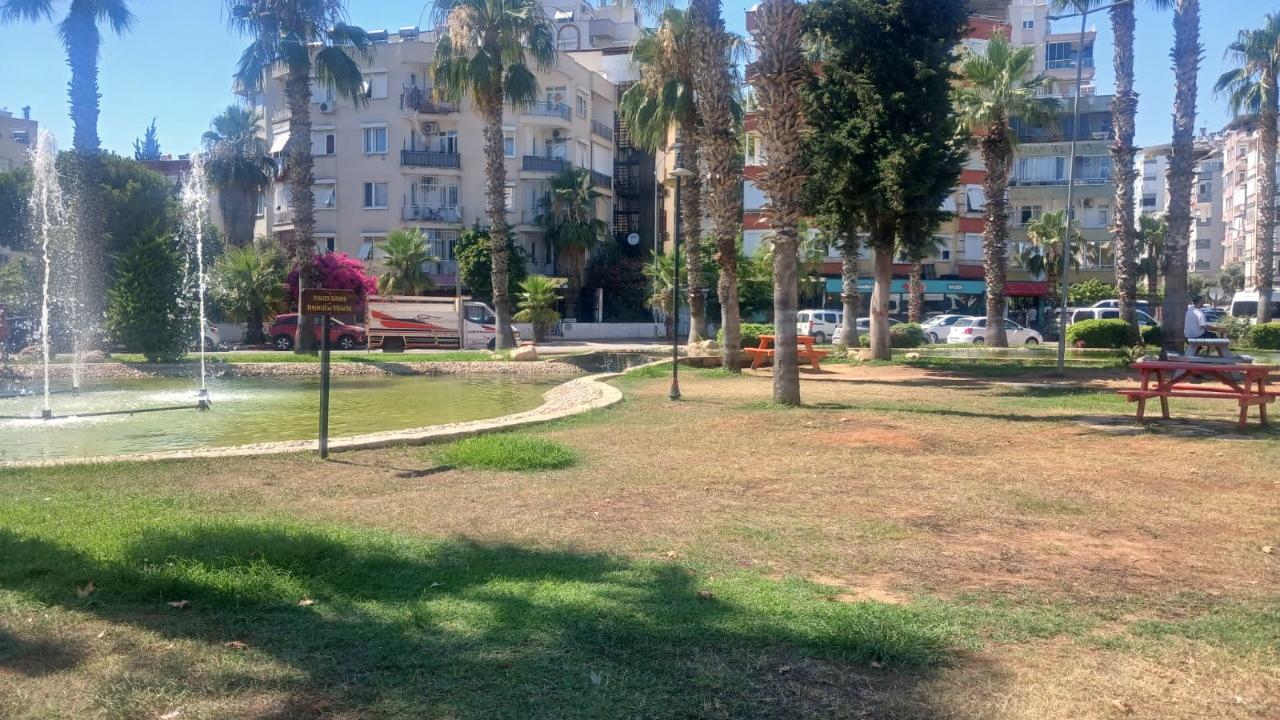Sıcaklık nedeniyle Antalya sokakları sessizliğe büründü!