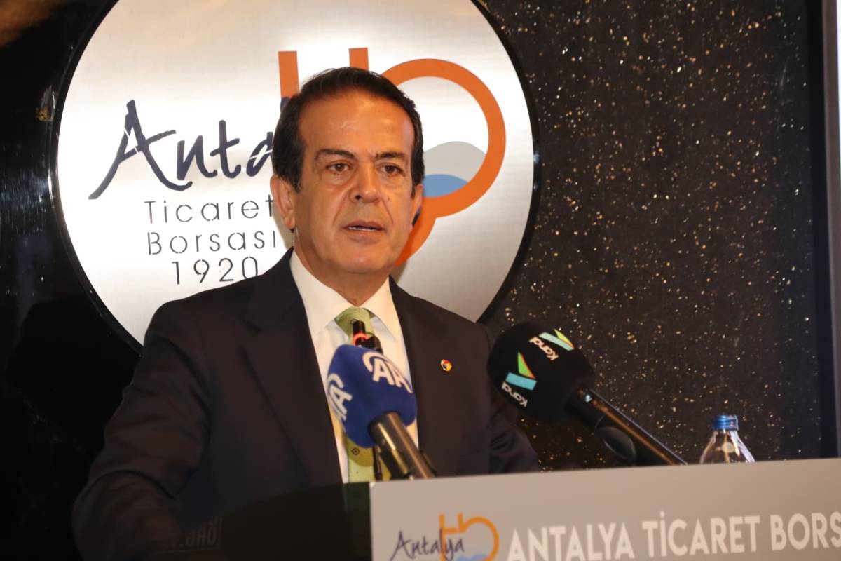 Antalya Ticaret Borsası’nda ekonomi, tarım ve küresel gelişmeler masaya yatırıldı
