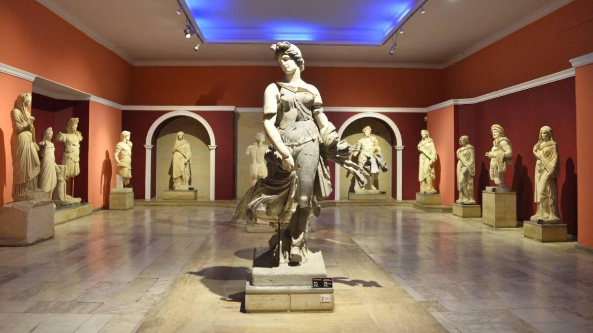 Antalya’da turistlerin en çok ziyaret ettiği yerler!