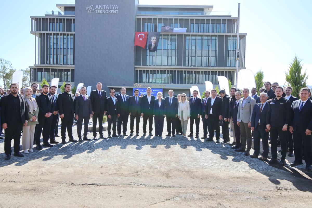 Yeni fakülteler, Teknokent ve öğrenci merkezleri! Akdeniz Üniversitesi büyüyor