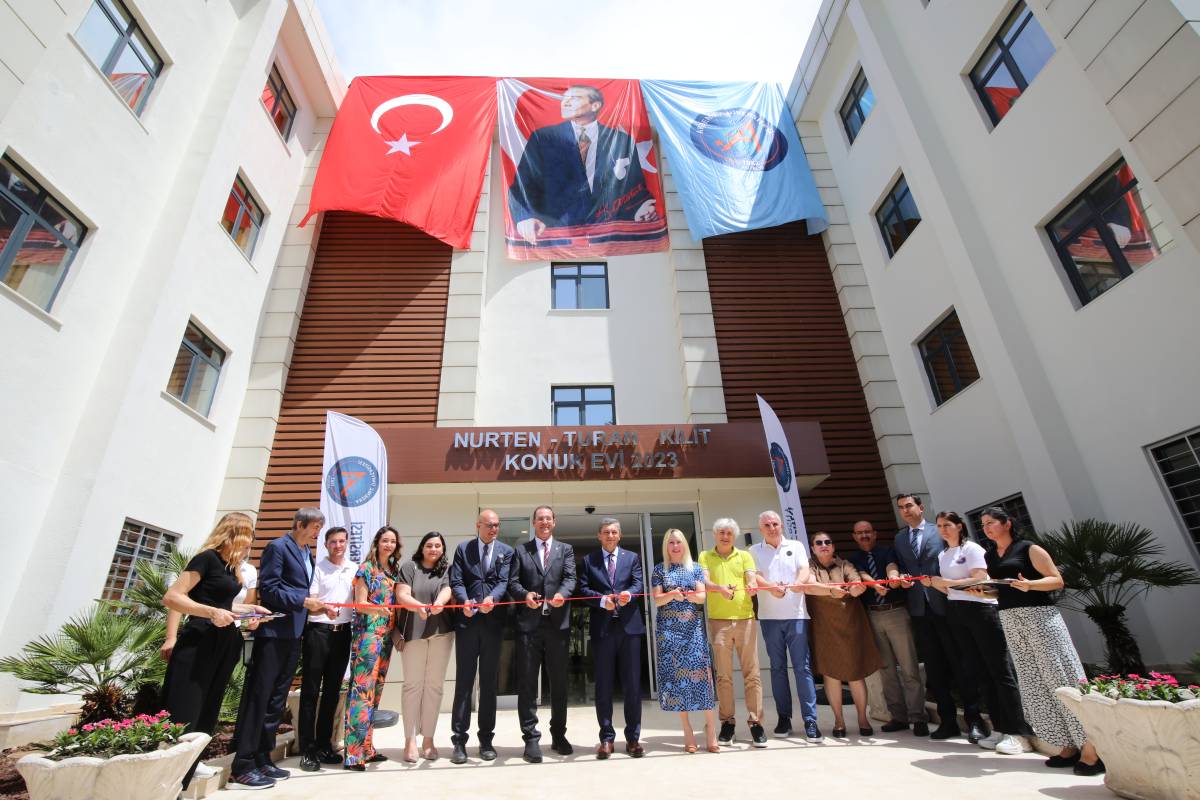 Akdeniz Üniversitesi’nde 6 yılda sessiz dönüşüm! Sağlıktan bilime, eğitimden teknolojiye Antalya’ya damga vuran dönem