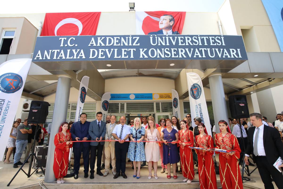 Yeni fakülteler, Teknokent ve öğrenci merkezleri! Akdeniz Üniversitesi büyüyor