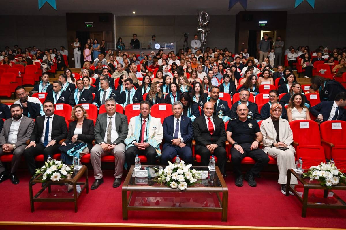 Antalya Bilim Üniversitesi’nde mezuniyet coşkusu! Dr. İsmail Bülent Süzer'in adı yaşatılacak