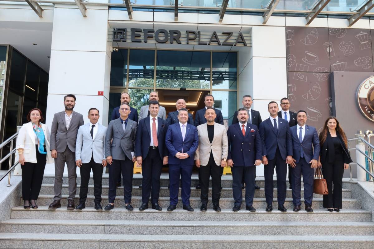 Antalyalı iş insanları İstanbul'da ticari işbirliklerini değerlendirdi